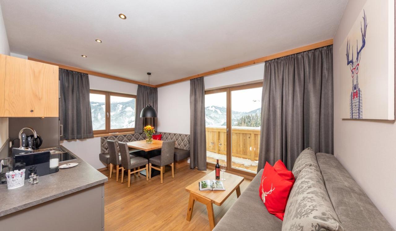 Das Gruenholz Aparthotel Mühlbach am Hochkönig Eksteriør billede